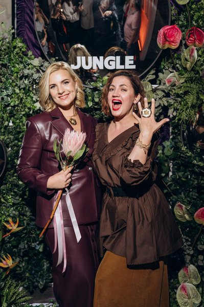 Анна Малиновская, Оля Цибульская Мирослава Мандзюк